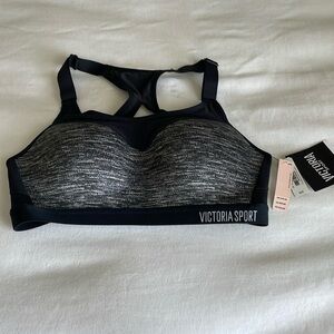 32C Victoria Secret Maximum Support Sports Bra